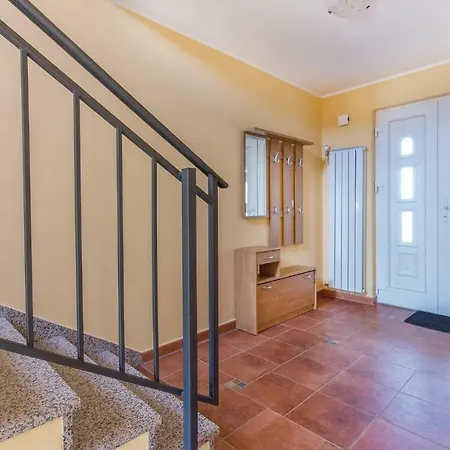 Three-bedroom Holiday In * Baderna